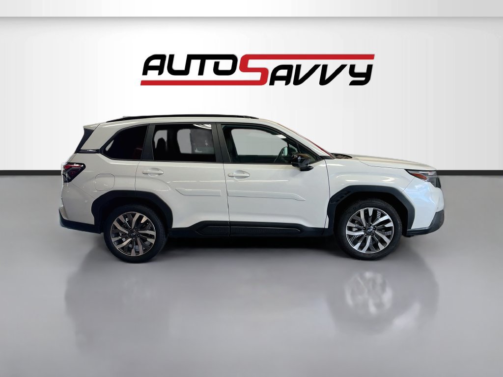 Used 2026 Subaru Forester Touring AWD/4WD image 8