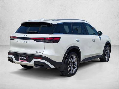 Used 2025 INFINITI QX60 Luxe image 5
