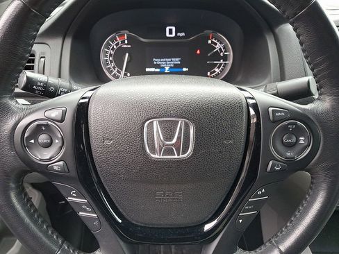 Used 2017 Honda Ridgeline RTL-E image 22
