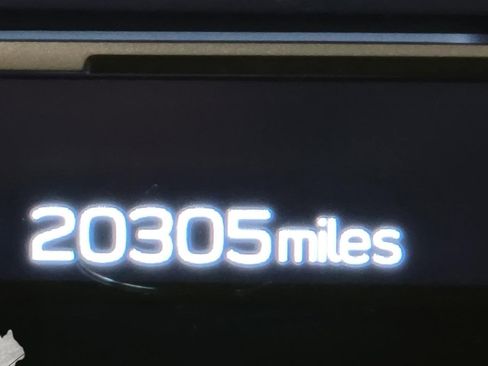 Used 2022 Toyota GR86 Premium w/ ALL Weather Mat Package (TMS) RWD image 2