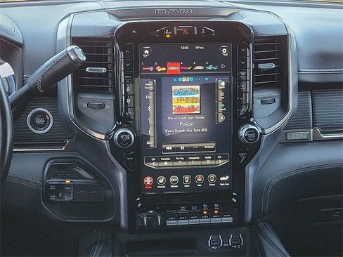 Used 2021 RAM 2500 Limited image 10