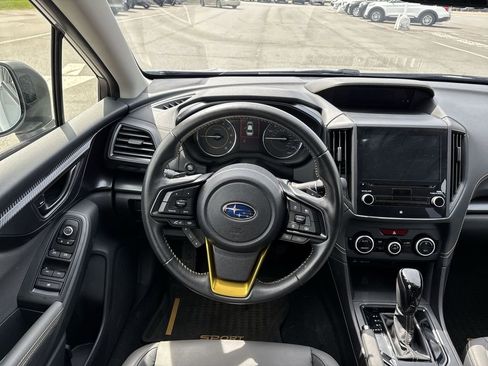 Used 2022 Subaru Crosstrek 2.5i Sport w/ Moonroof Package image 11