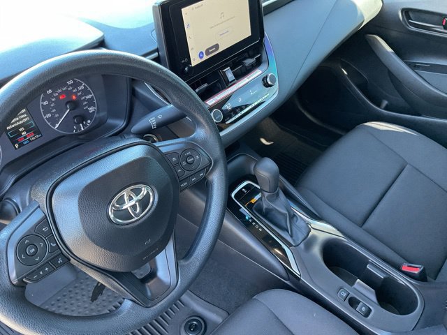Used 2025 Toyota Corolla LE w/ Convenience Package FWD image 18