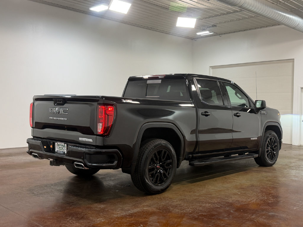 Used 2024 GMC Sierra 1500 Elevation w/ Elevation Premium Package AWD/4WD image 4
