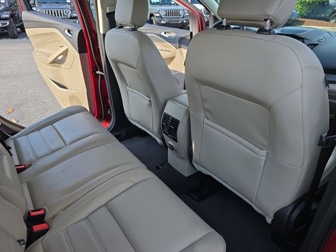 Used 2019 Ford Escape SEL FWD image 11