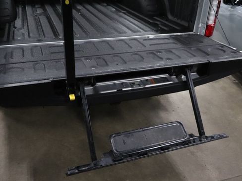 Used 2017 Ford F250 Platinum w/ Platinum Ultimate Package image 20