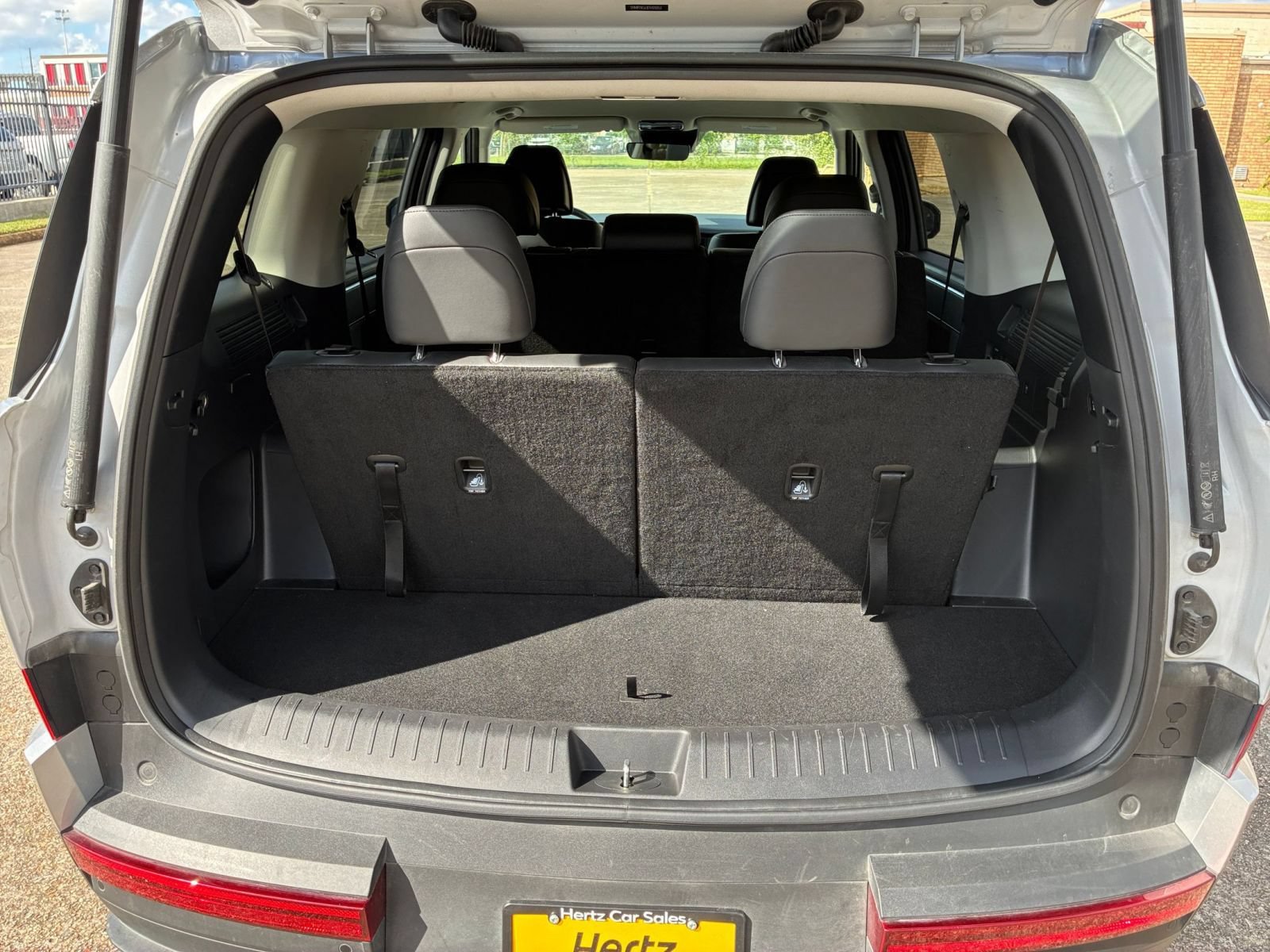 Used 2026 Hyundai Santa Fe SEL FWD image 33
