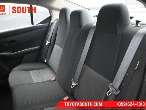Used 2024 Nissan Sentra SV FWD image 23