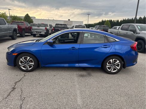 Used 2017 Honda Civic LX image 5