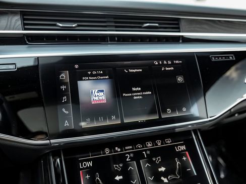 Used 2023 Audi A8 L 3.0T w/ Luxury Package AWD/4WD image 32