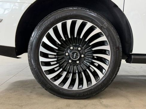 Used 2020 Lincoln Navigator L Black Label image 9