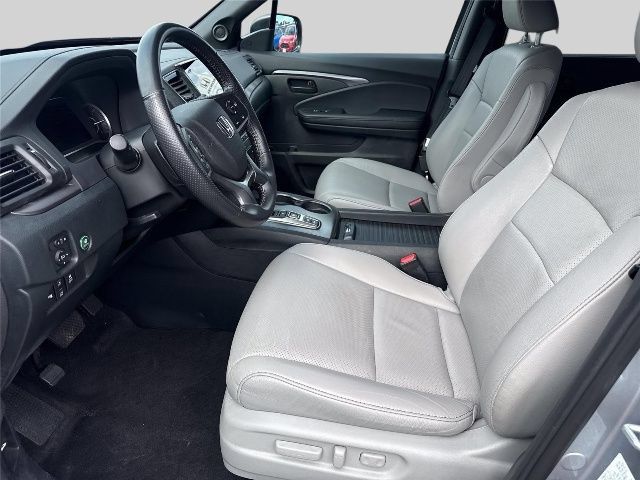 Used 2023 Honda Passport EX-L image 9