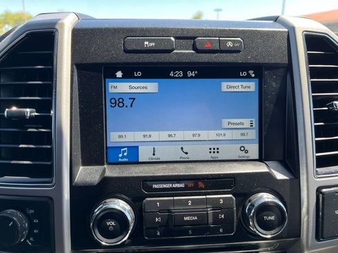 Used 2018 Ford F150 Lariat image 34