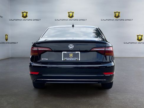 Used 2019 Volkswagen Jetta SE w/ Cold Weather Package image 6