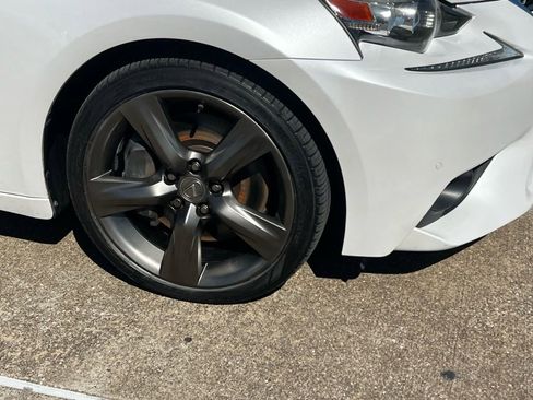 Used 2016 Lexus IS 350 w/ Premium Package image 9