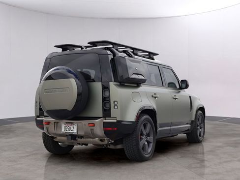 Used 2025 Land Rover Defender 110 X AWD/4WD image 5