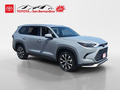 New 2026 Toyota Grand Highlander AWD Hybrid image 7