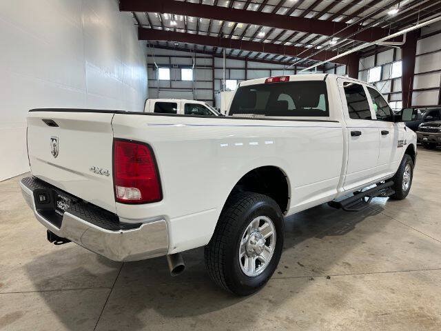 Used 2016 RAM 2500 Tradesman w/ Chrome Appearance Group AWD/4WD image 8