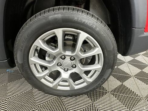 Used 2023 Jeep Compass Latitude AWD/4WD image 30