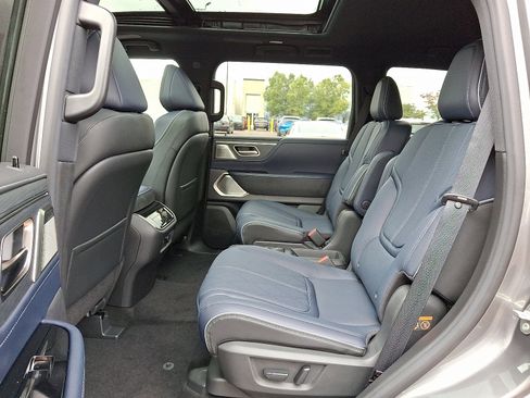 New 2026 INFINITI QX80 4WD image 7