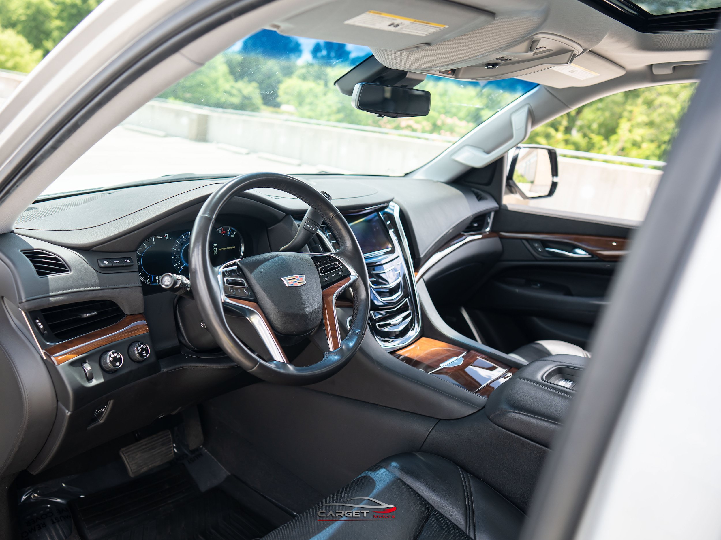 Used 2019 Cadillac Escalade ESV Premium Luxury AWD/4WD image 13