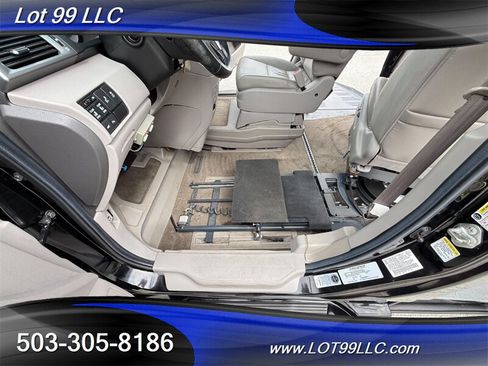 Used 2011 Honda Odyssey Touring image 55