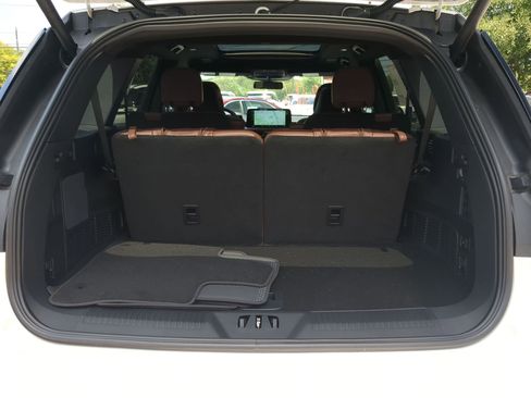 New 2026 Lincoln Aviator Reserve AWD/4WD image 24