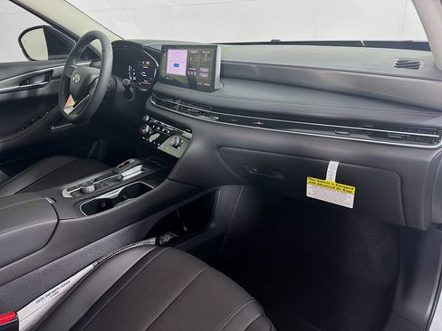 Certified 2026 INFINITI QX60 Luxe w/ Family Package image 39