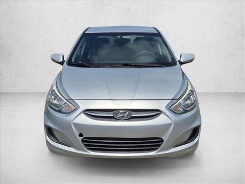 Used 2015 Hyundai Accent GS FWD image 2