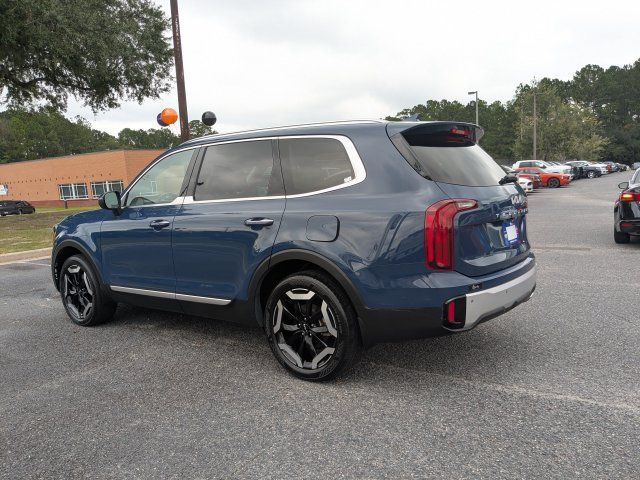 Used 2024 Kia Telluride S w/ S Sunroof Package FWD image 8