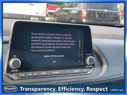 Certified 2022 Nissan Rogue SV w/ SV Premium Package image 28