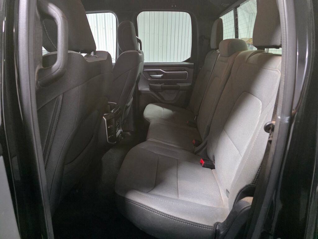 Used 2022 RAM 1500 Big Horn AWD/4WD image 11