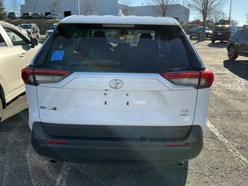 Used 2024 Toyota RAV4 LE image 4