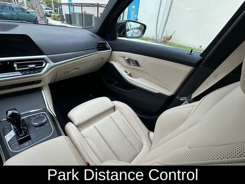 Used 2022 BMW 330i Sedan w/ Driving Assistance Package RWD image 11