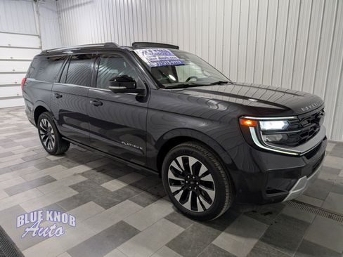 Used 2025 Ford Expedition Max Platinum w/ Driver's Package image 5