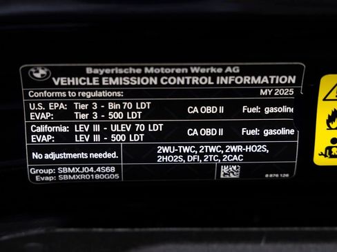 Used 2025 BMW X7 M60i AWD/4WD image 40