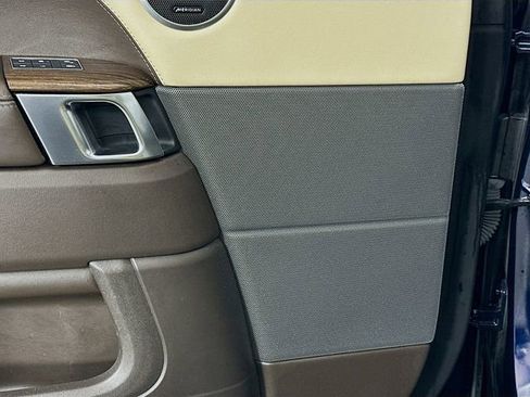 Used 2020 Land Rover Range Rover Sport HSE image 19