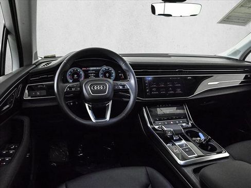 Certified 2023 Audi Q7 2.0T Premium Plus w/ Premium Plus Package AWD/4WD image 19