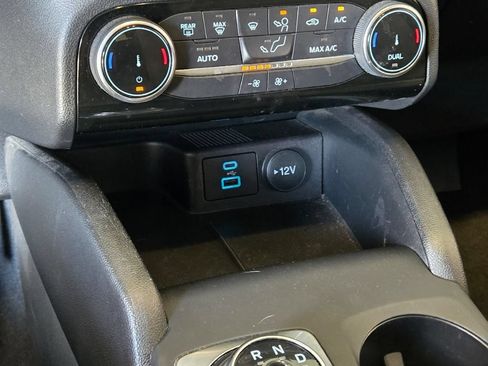 Used 2022 Ford Escape SE FWD image 26