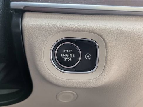 Used 2022 Mercedes-Benz GLE 350 4MATIC image 17