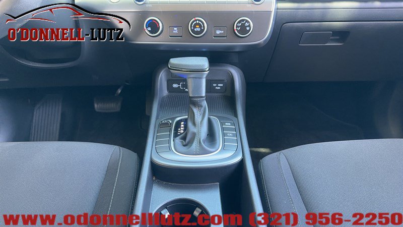 Used 2025 Hyundai Kona SE FWD image 24