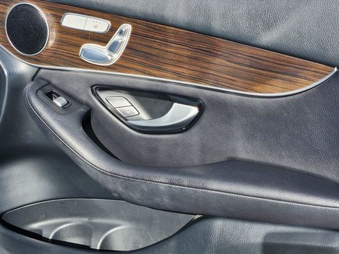 Used 2017 Mercedes-Benz GLC 300 GLC 300 image 18