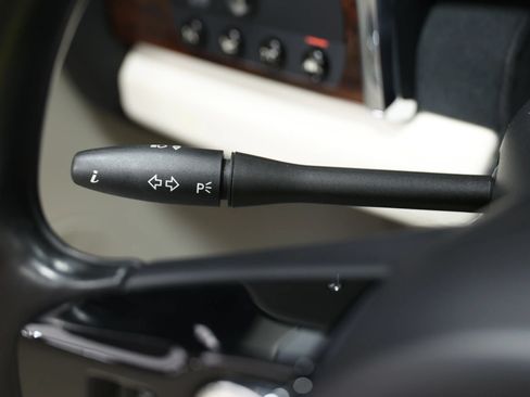 Used 2017 Rolls-Royce Ghost RWD image 34