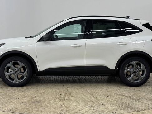 New 2026 Ford Escape ST-Line w/ Tech Pack #1 image 2