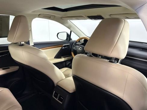 Certified 2022 Lexus RX 350 FWD w/ Premium Package image 28