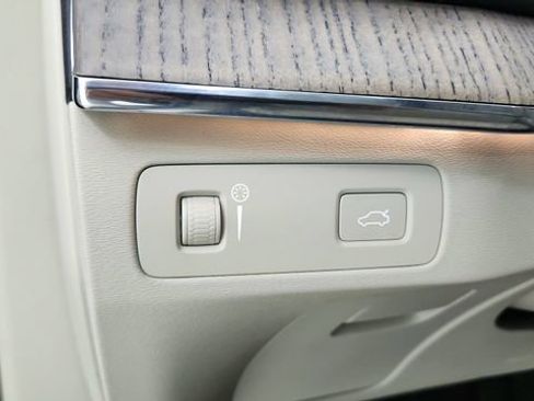 Used 2021 Volvo XC90 T6 Inscription w/ Climate Package image 41