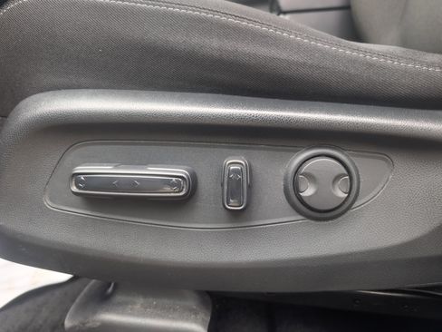 Used 2024 Honda CR-V EX image 17