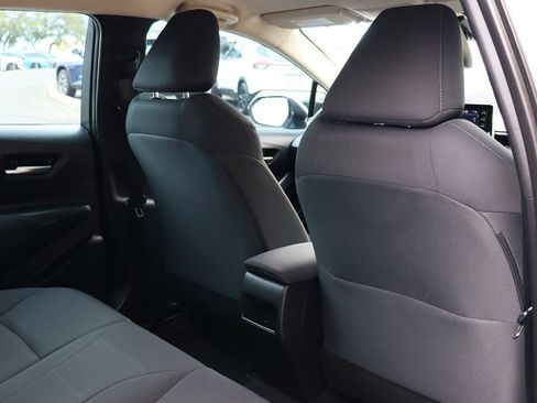 Used 2021 Toyota Corolla LE FWD image 28