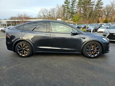 Used 2024 Tesla Model X Base image 8
