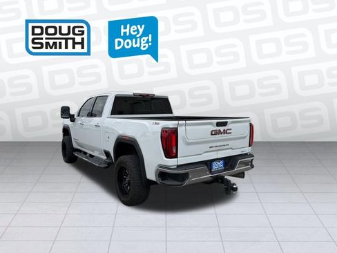 Used 2020 GMC Sierra 3500 SLT w/ SLT Premium Plus Package AWD/4WD image 4